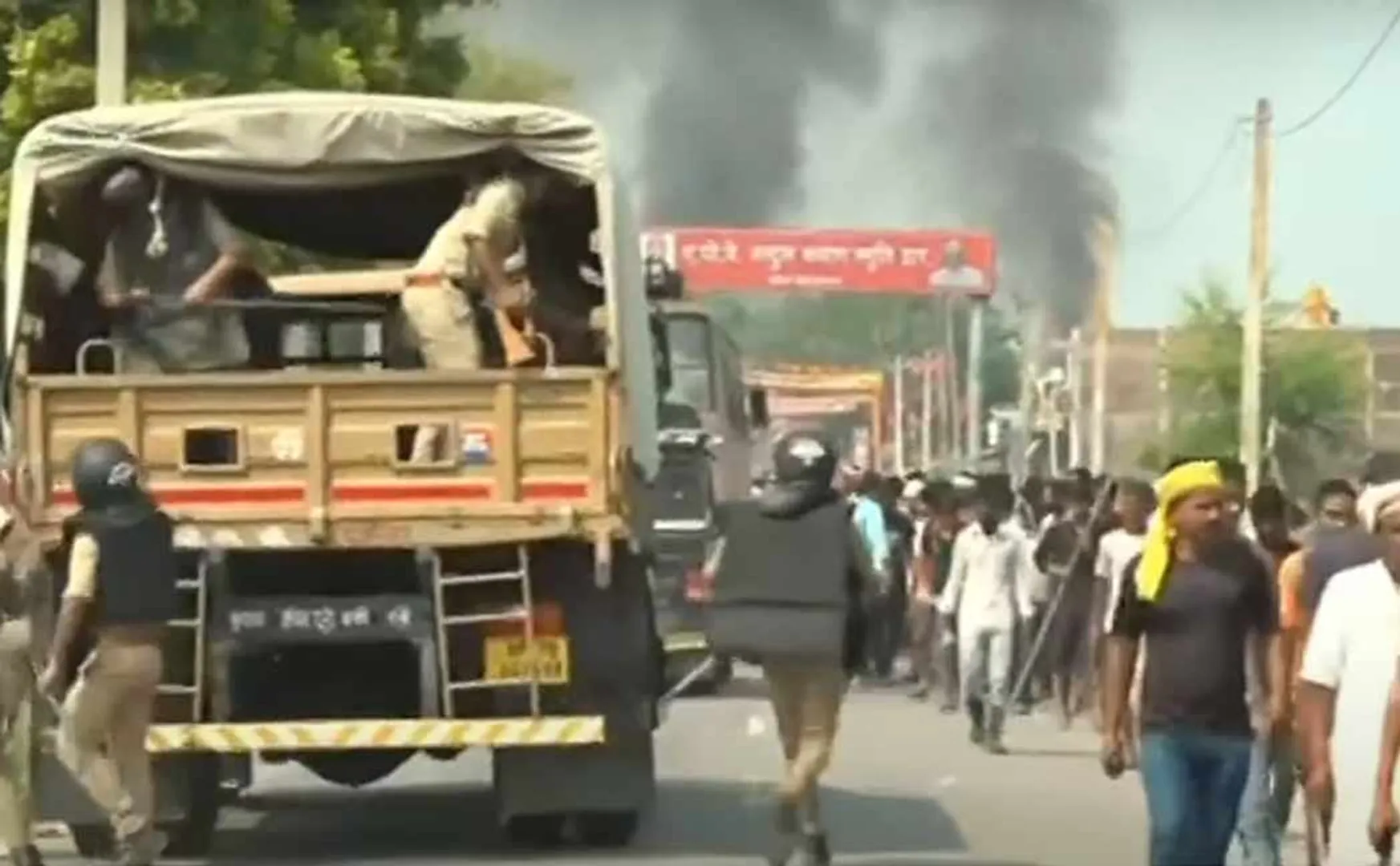 conflict between two communities In uttar pradesh