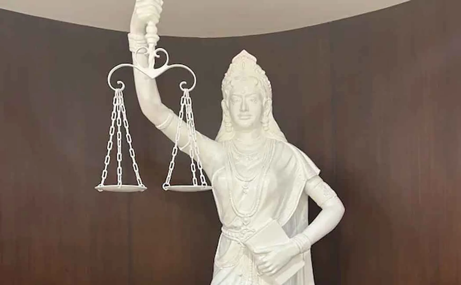 New Statue of Angel of Justice in Supreme Court