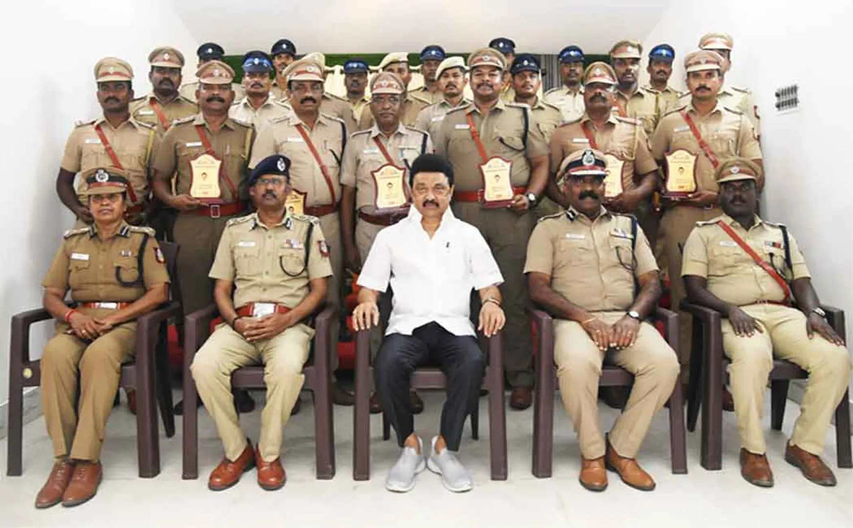 cm MK Stalin Praise for Namakkal District Police