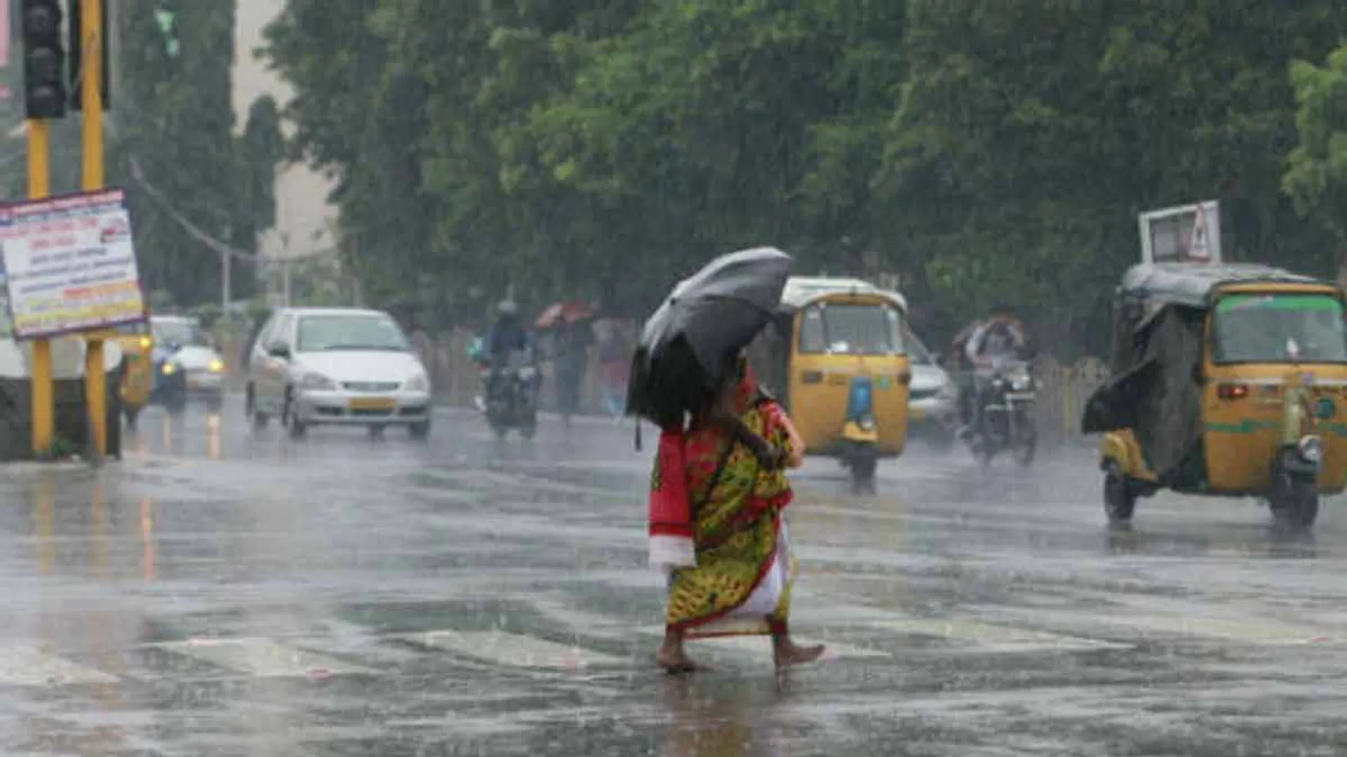 Heavy rain alert in 14 districts
