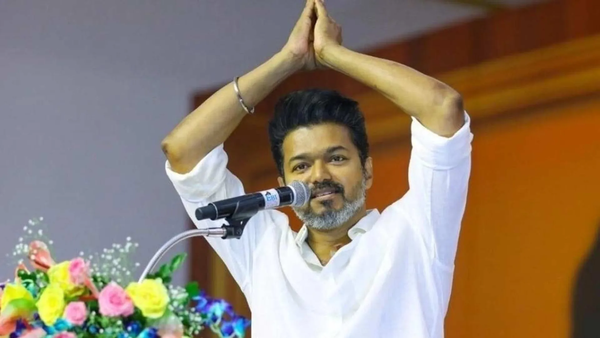 'You also come with that in mind...'-Vijay's instructions to the volunteers