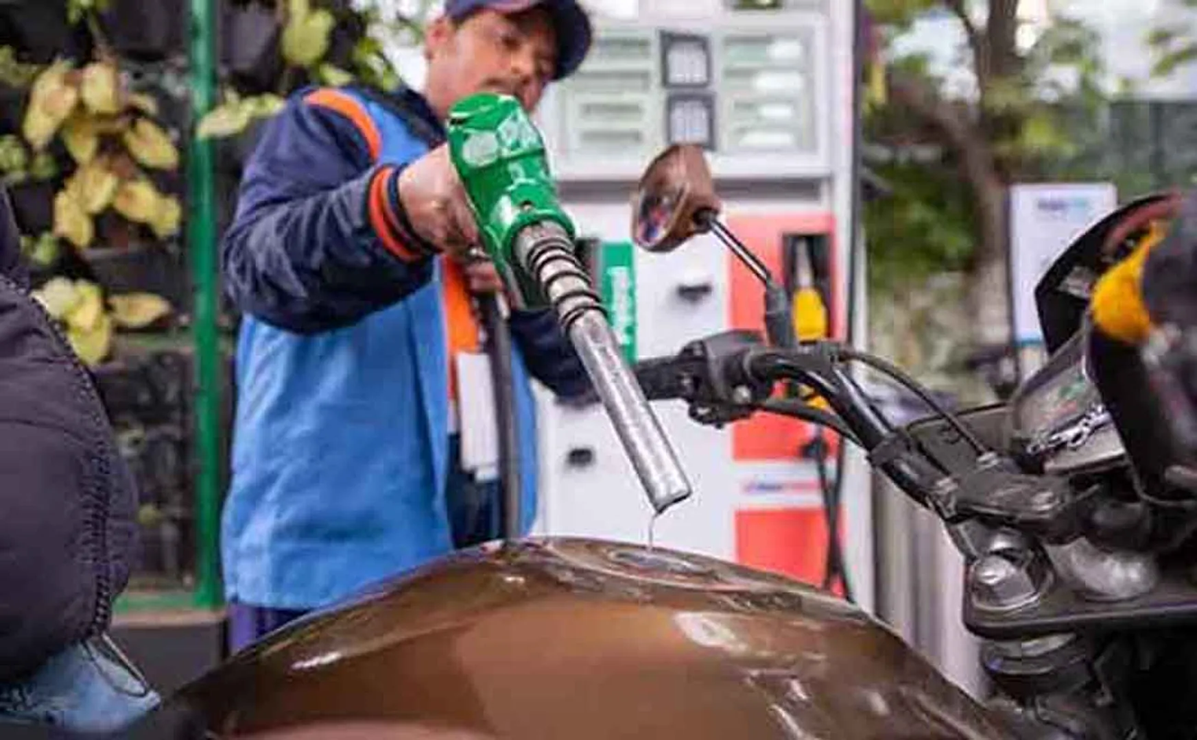Petrol, diesel prices likely to decrease