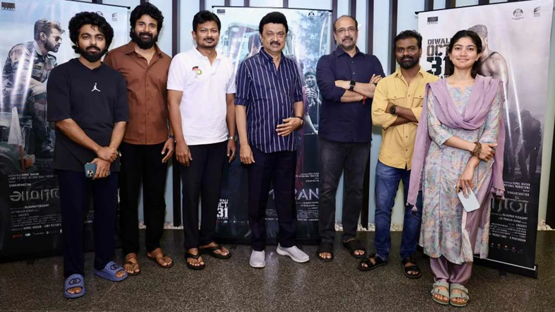 'It is gratifying to bring true stories to the youth'- Chief Minister praises Amaran film crew