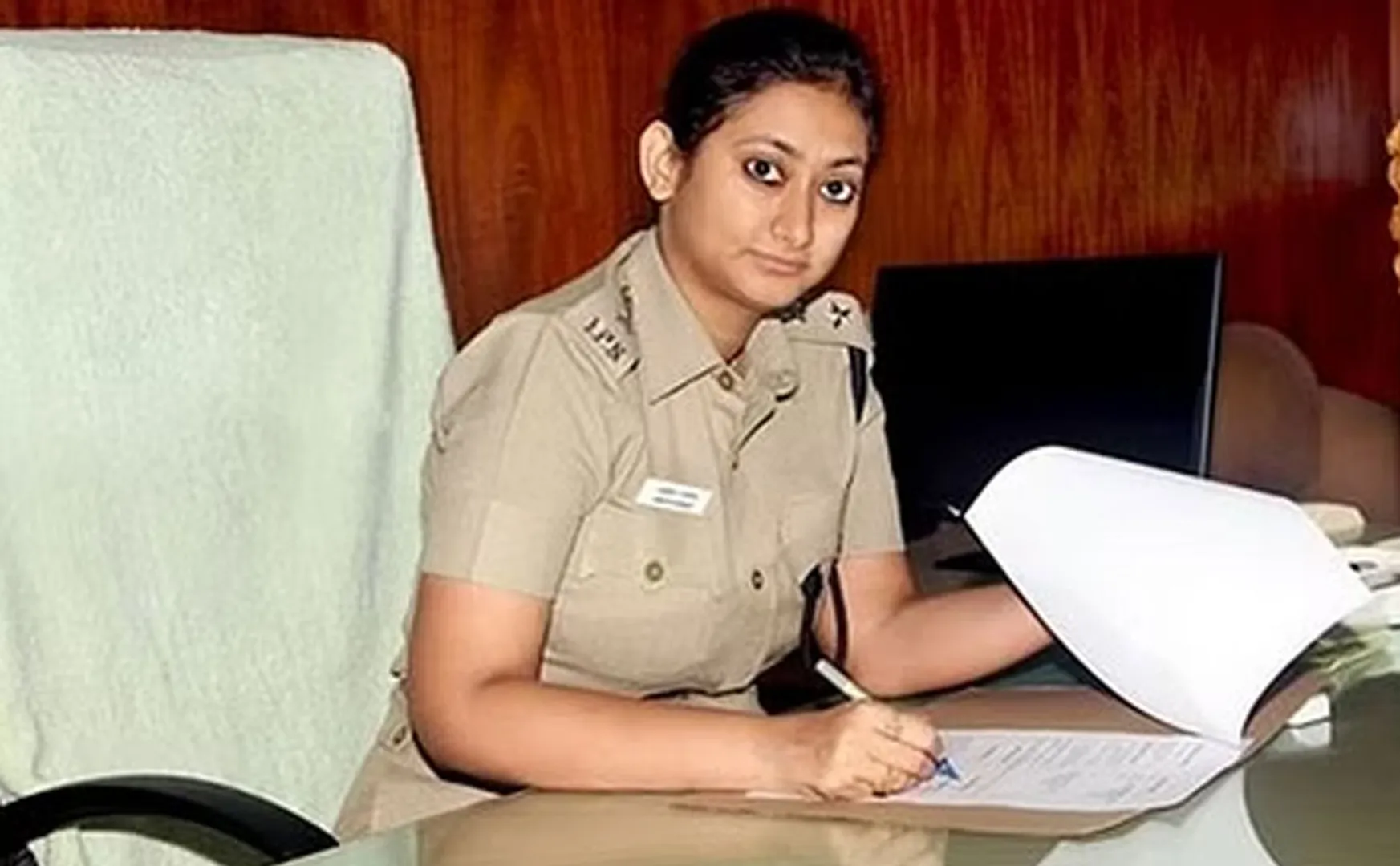 7 people including Vandita Pandey awarded 'Medal' by Union Home Minister