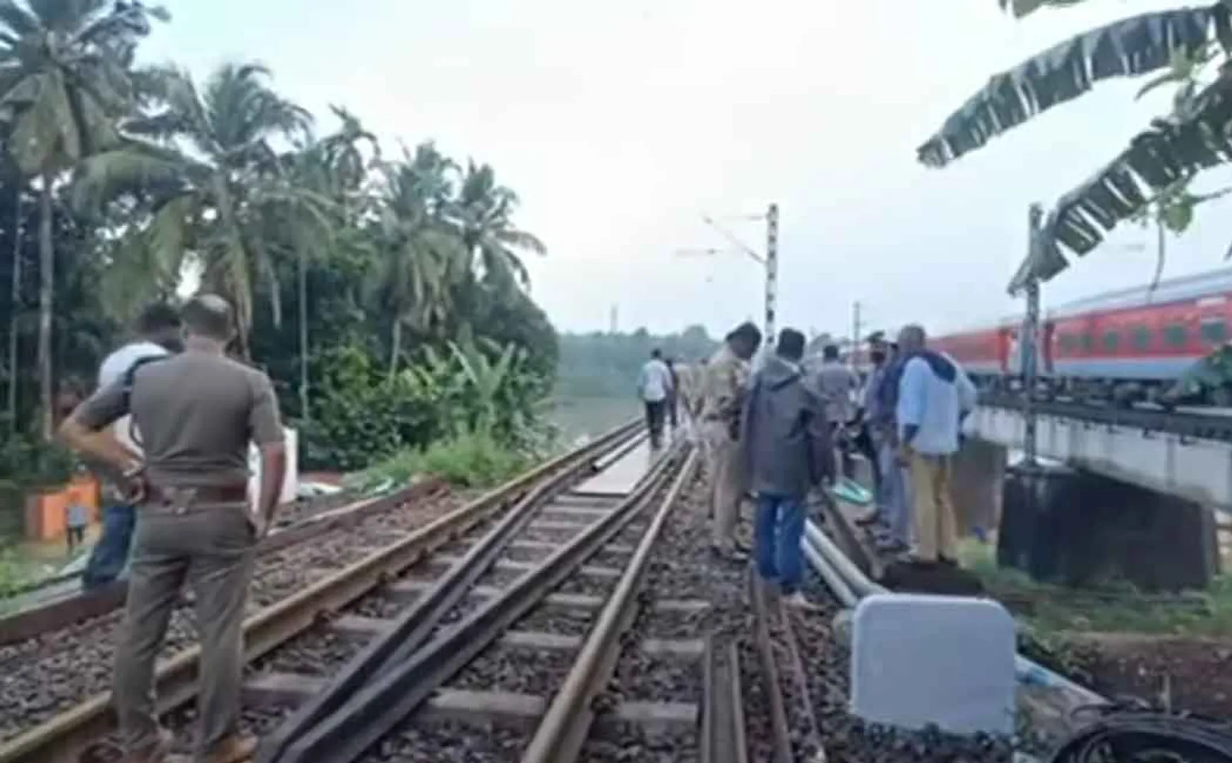  4 Tamils ​​lost their lives for kerala train accident
