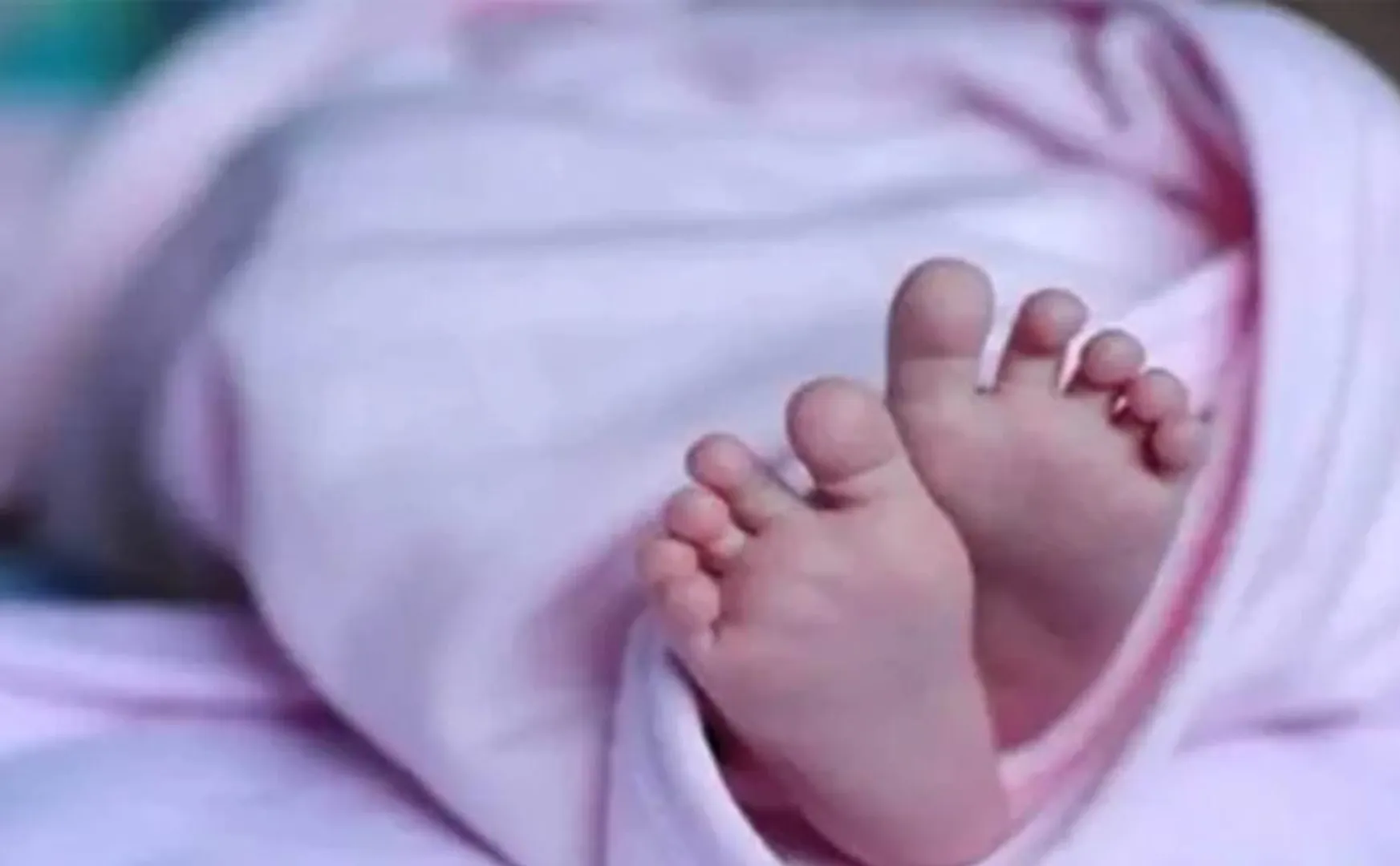gang sold the baby girl for Rs 4 lakh