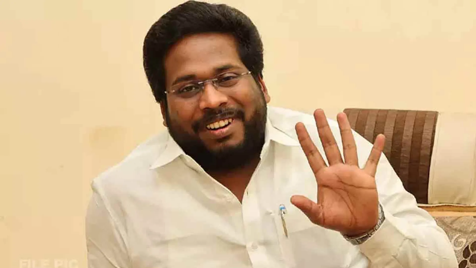 'Seeman's life in danger'-Trichy Surya sensational complaint