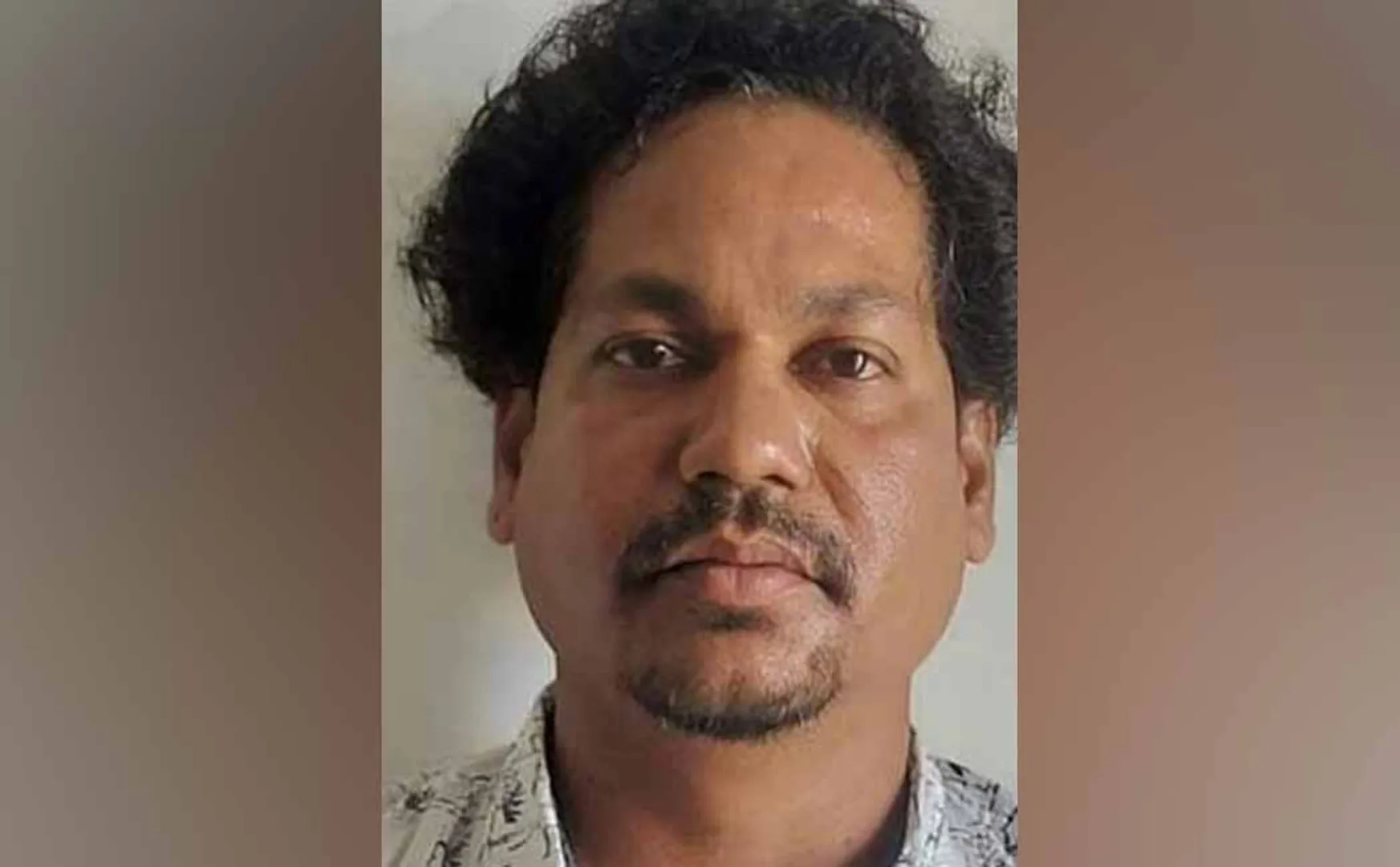 vellai Prakash arrested by police