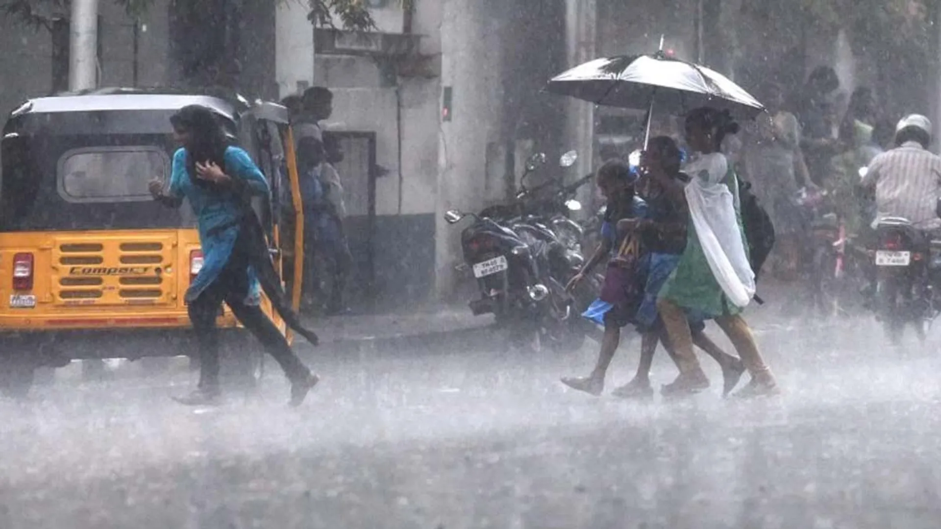  'Rain for 6 days...'-Alert for 16 districts