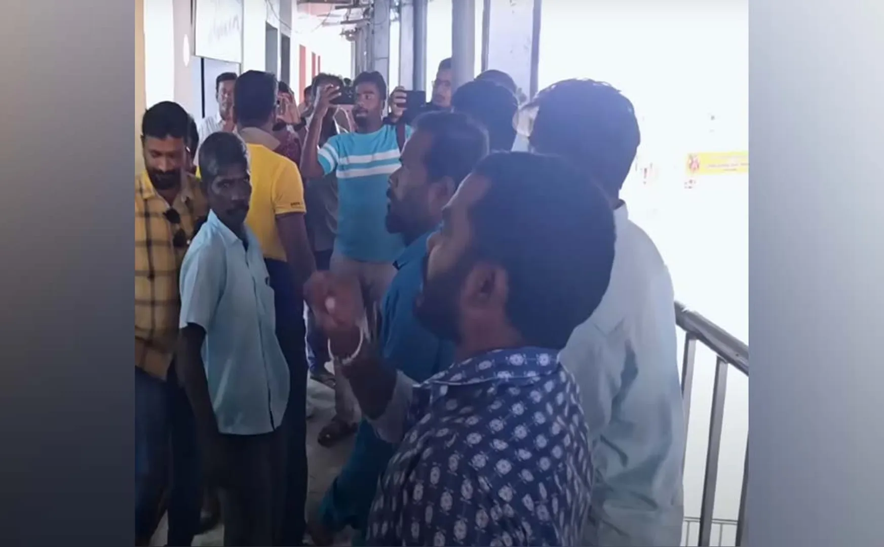 issue between the tnk party members and executives incident in Vaniyambadi