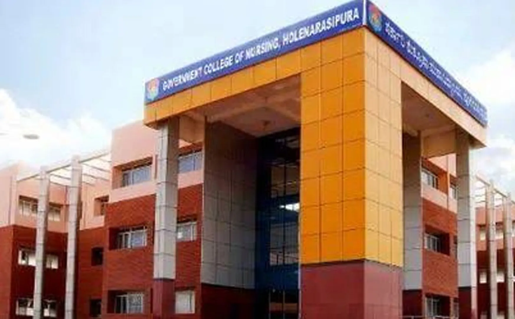 Karnataka College orders on kashmiri students banned from growing beards?