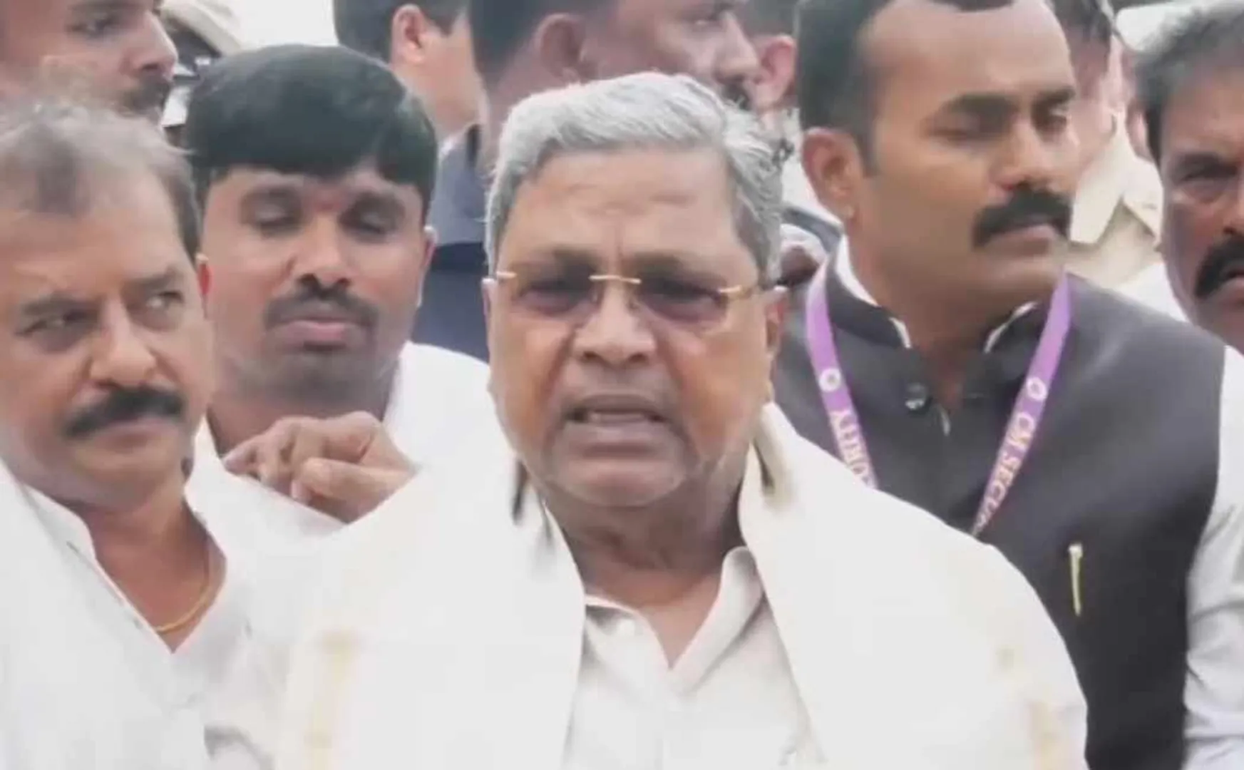 Siddaramaiah alleges BJP is trying to buy Congress MLAs