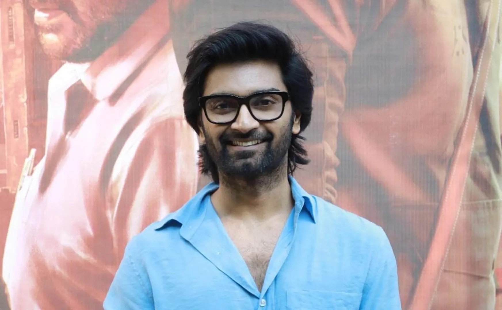 adharvaa about nirangal moondru
