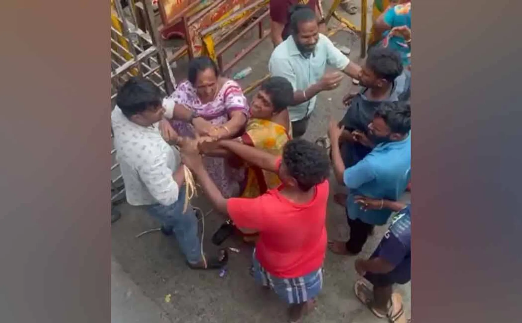 Tiruvallur Dt Siruvapuri Balasubramanya Swamy temple incident
