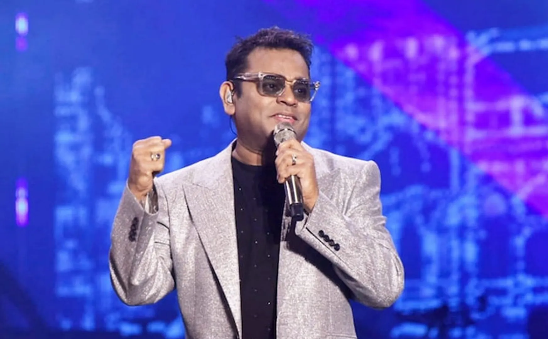 ar rahman won the Hollywood Music in Media Awards for periyone rahmane