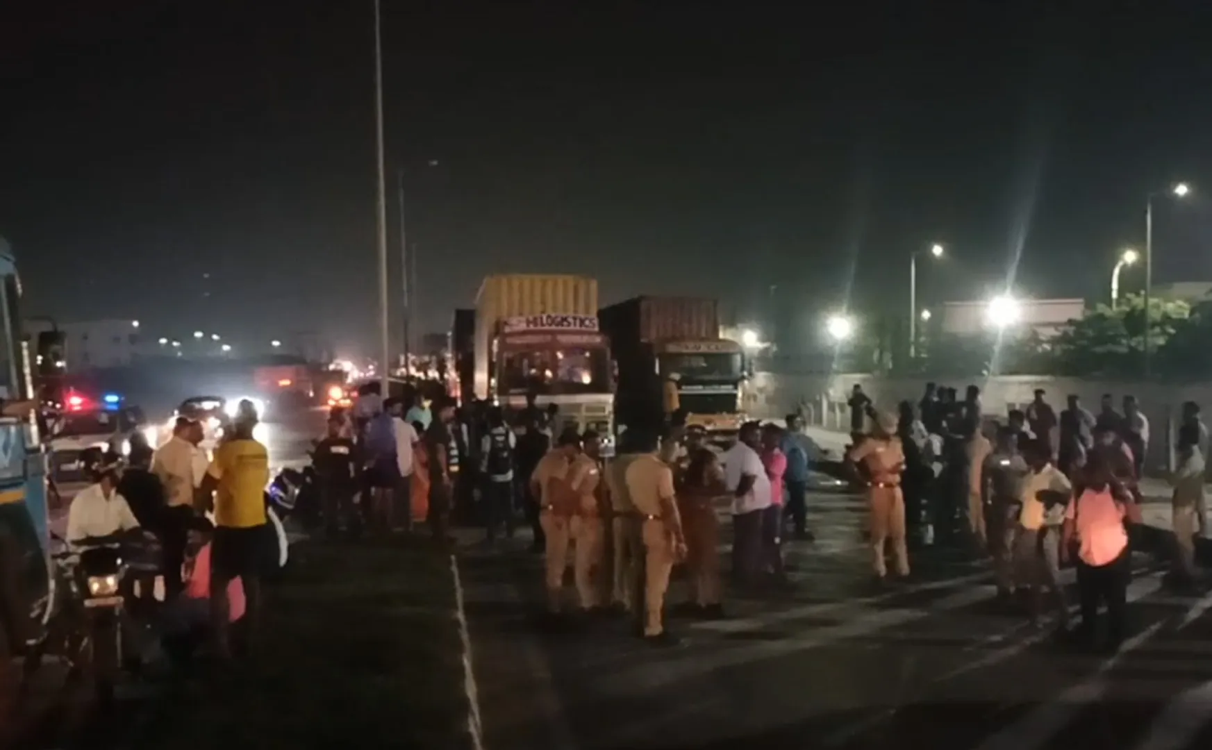 Lorry hits two-wheeler near Minjur