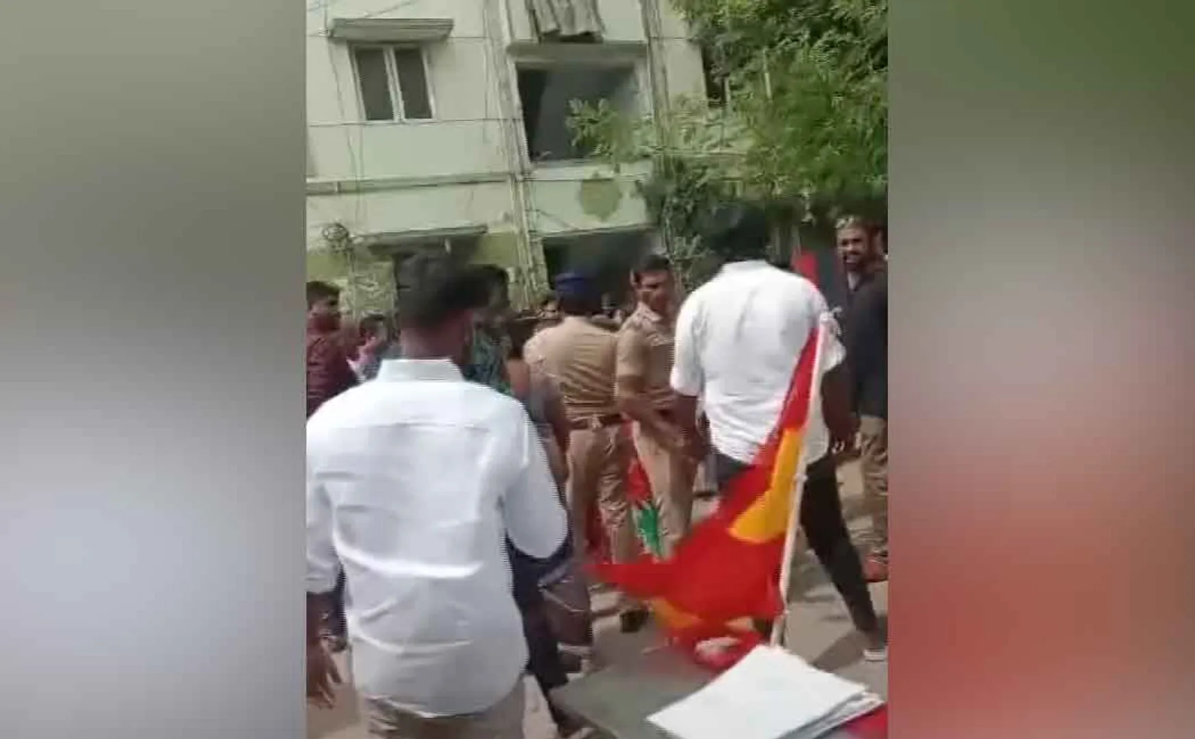 incident between DMK and Tvk