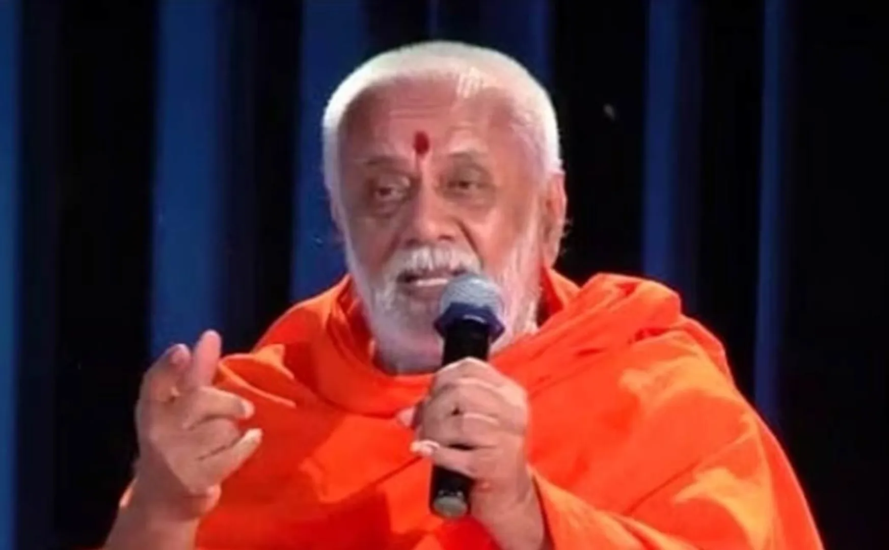 Controversy over the preacher's speech about muslim 