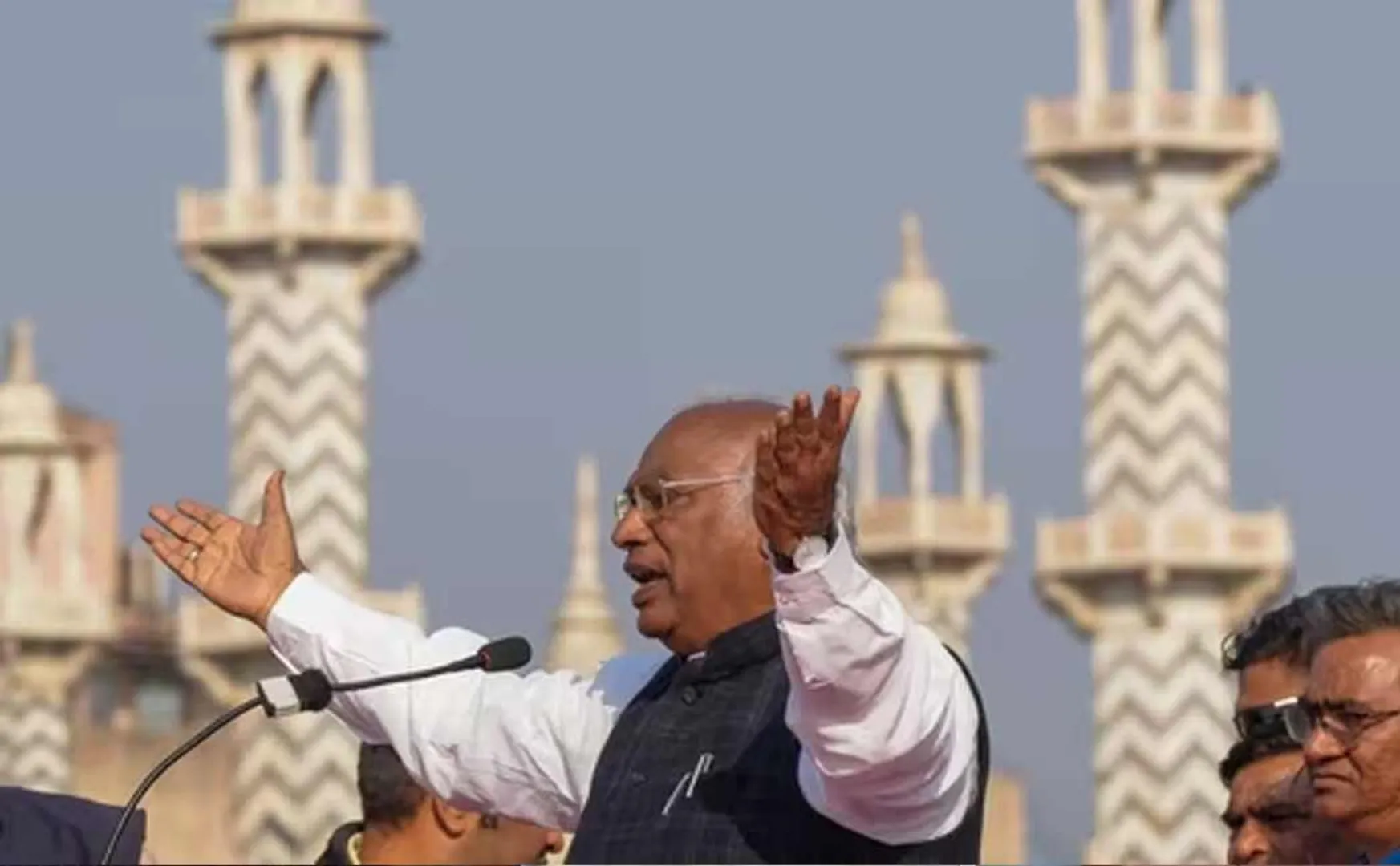 Mallikarjun kharge Obsession on Mosque studies