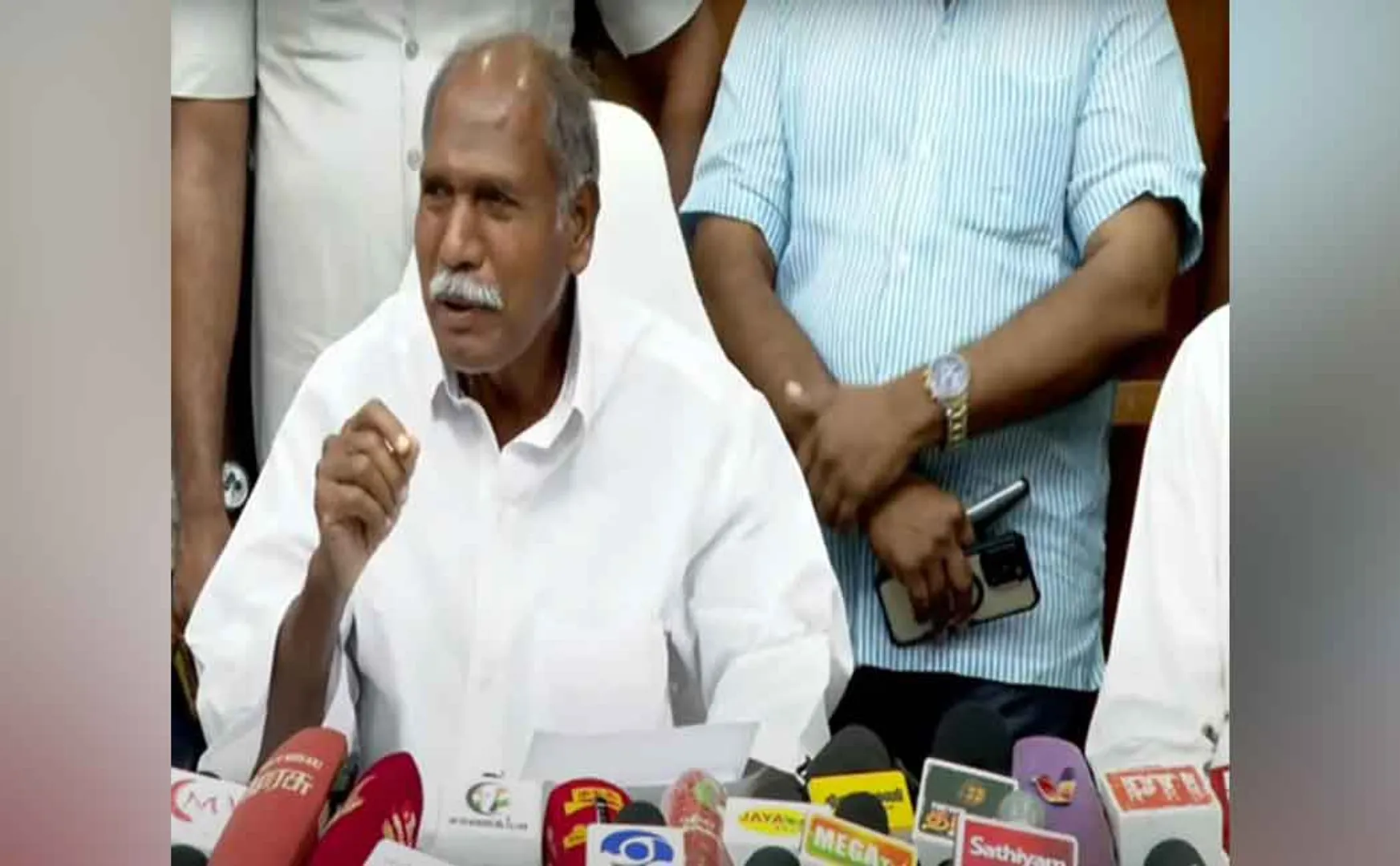 storm damage Puducherry CM Rangasamy relief announcement