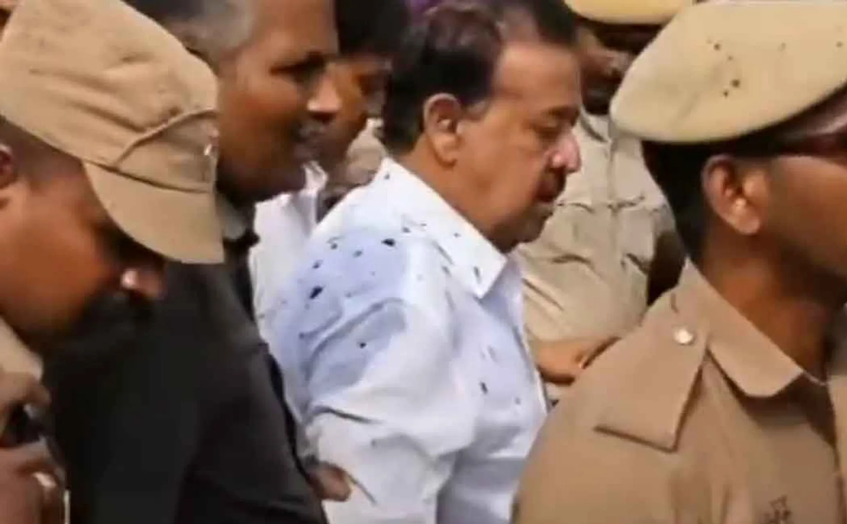 Throwing mud at Minister Ponmudi