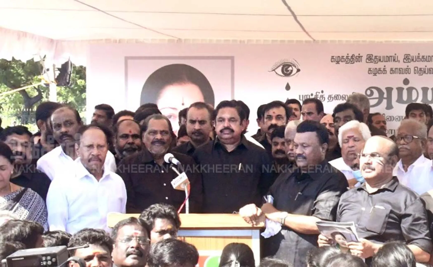 Jayalalithaa's anniversary; EPS, OPS, Sasikala pay tributes
