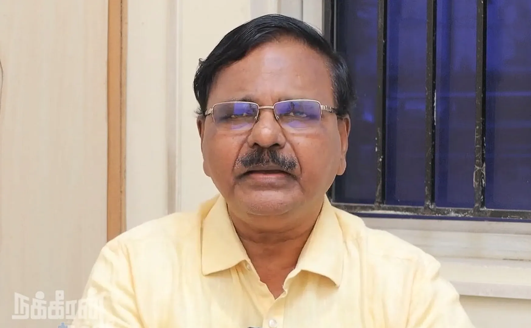 doctor rajendran explains about Back pain        