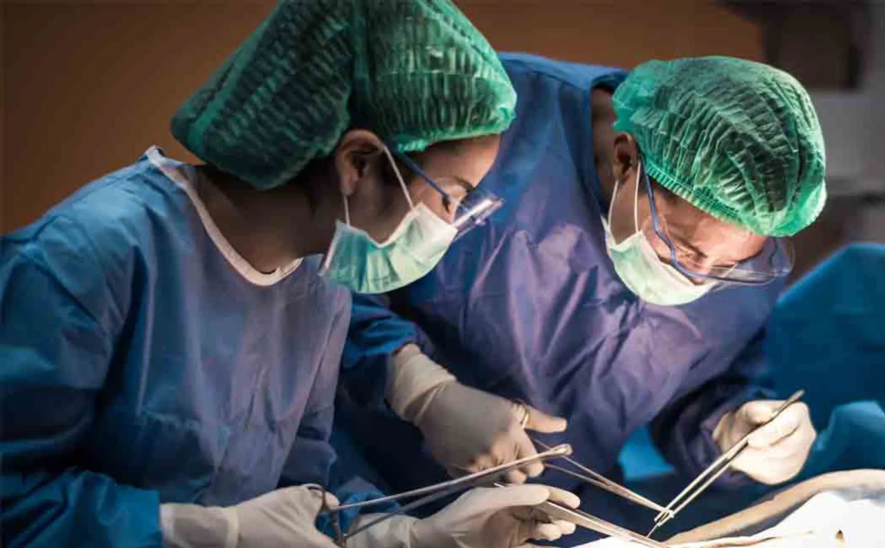  doctor who sewed the woman stomach with a punch