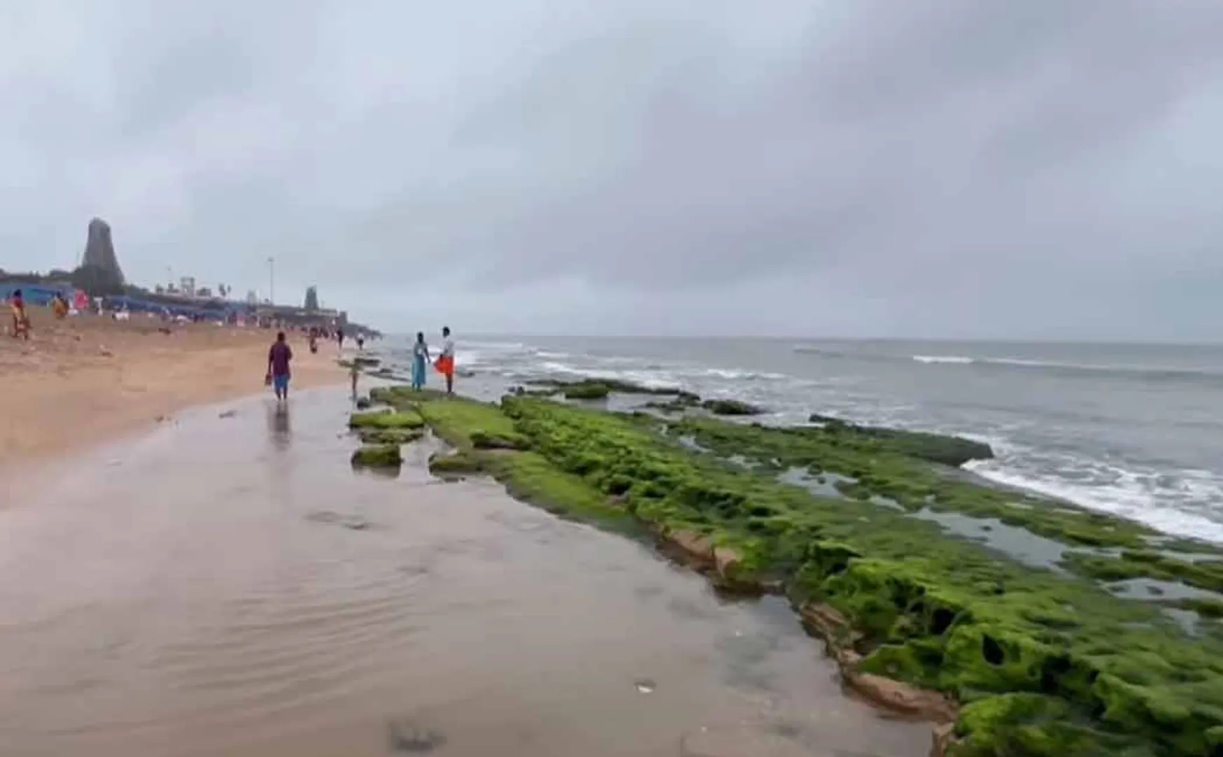 70 feet of absorbed sea