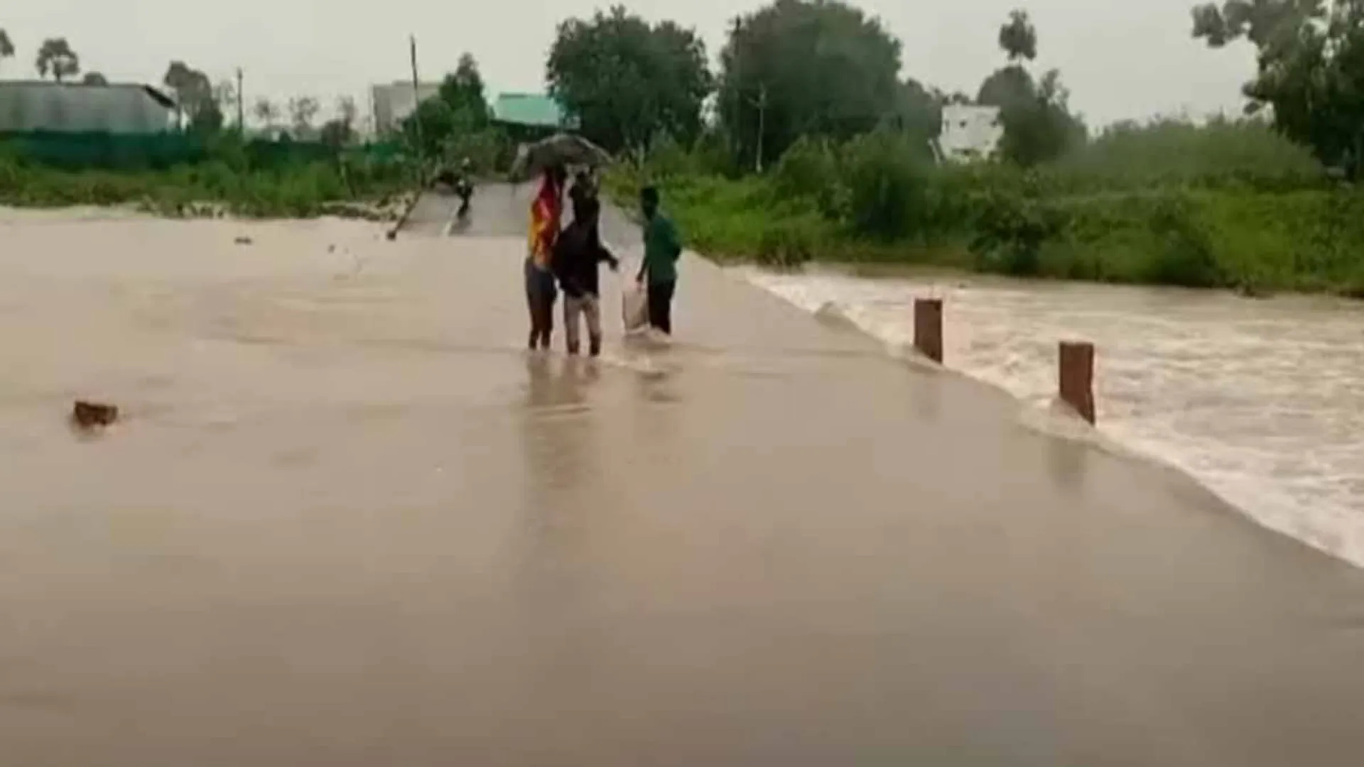 Dismembered Karisathan- Suffering villagers