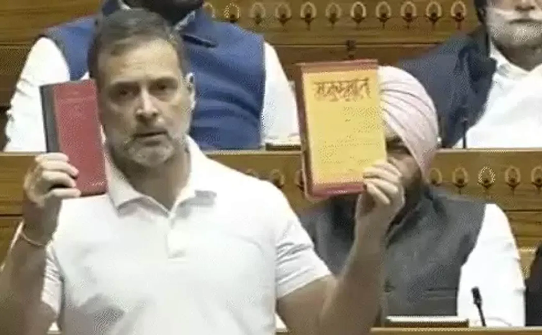 Rahul Gandhi criticized Savarkar