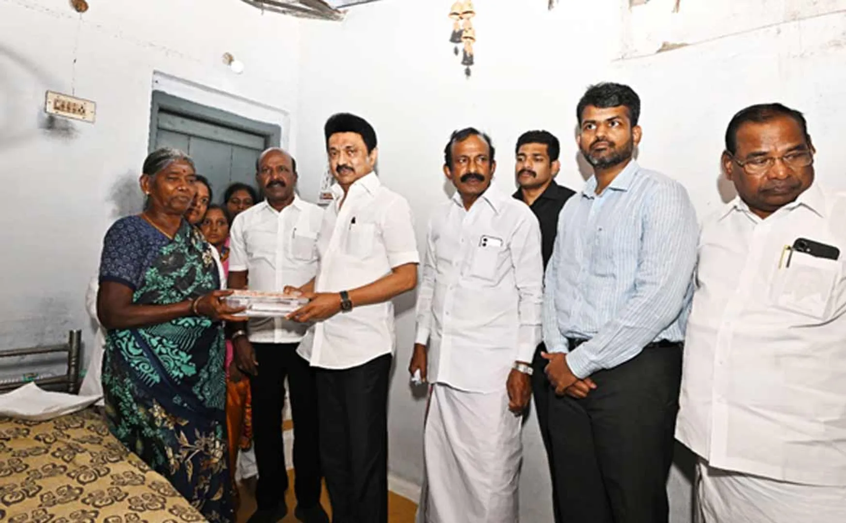  Chief Minister provided medicine boxes to at least 2 crore beneficiaries
