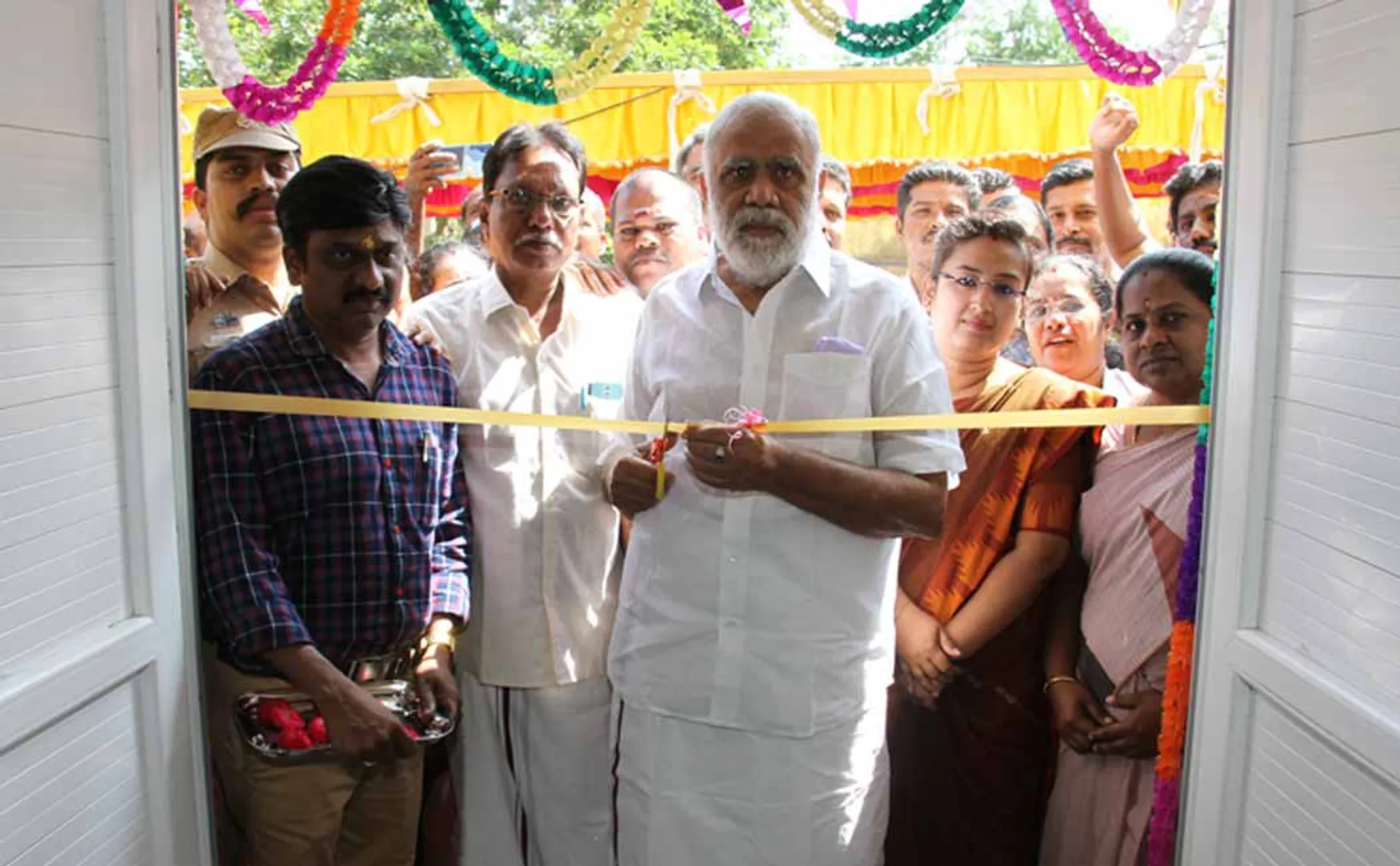 emergency  treatment center will be established national highway 