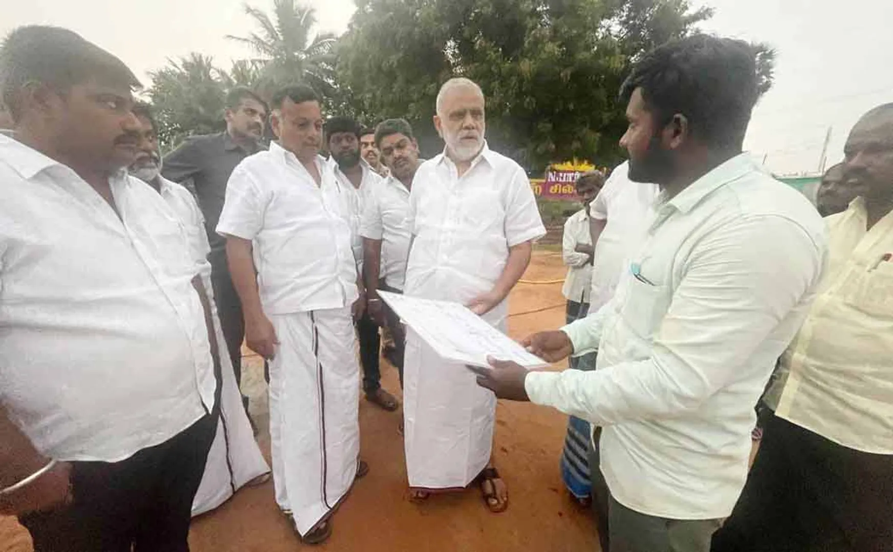  I. Periyasamy says I will never forget the Chief Minister as long as I live 