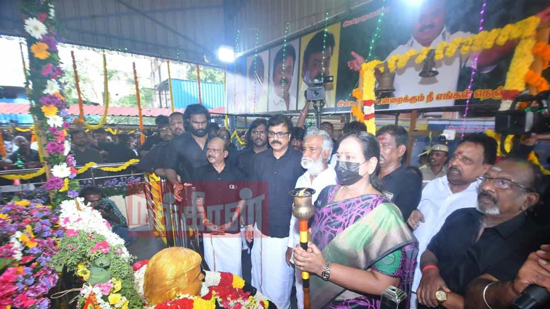 Tribute to Vijayakanth's First Anniversary (Photos)