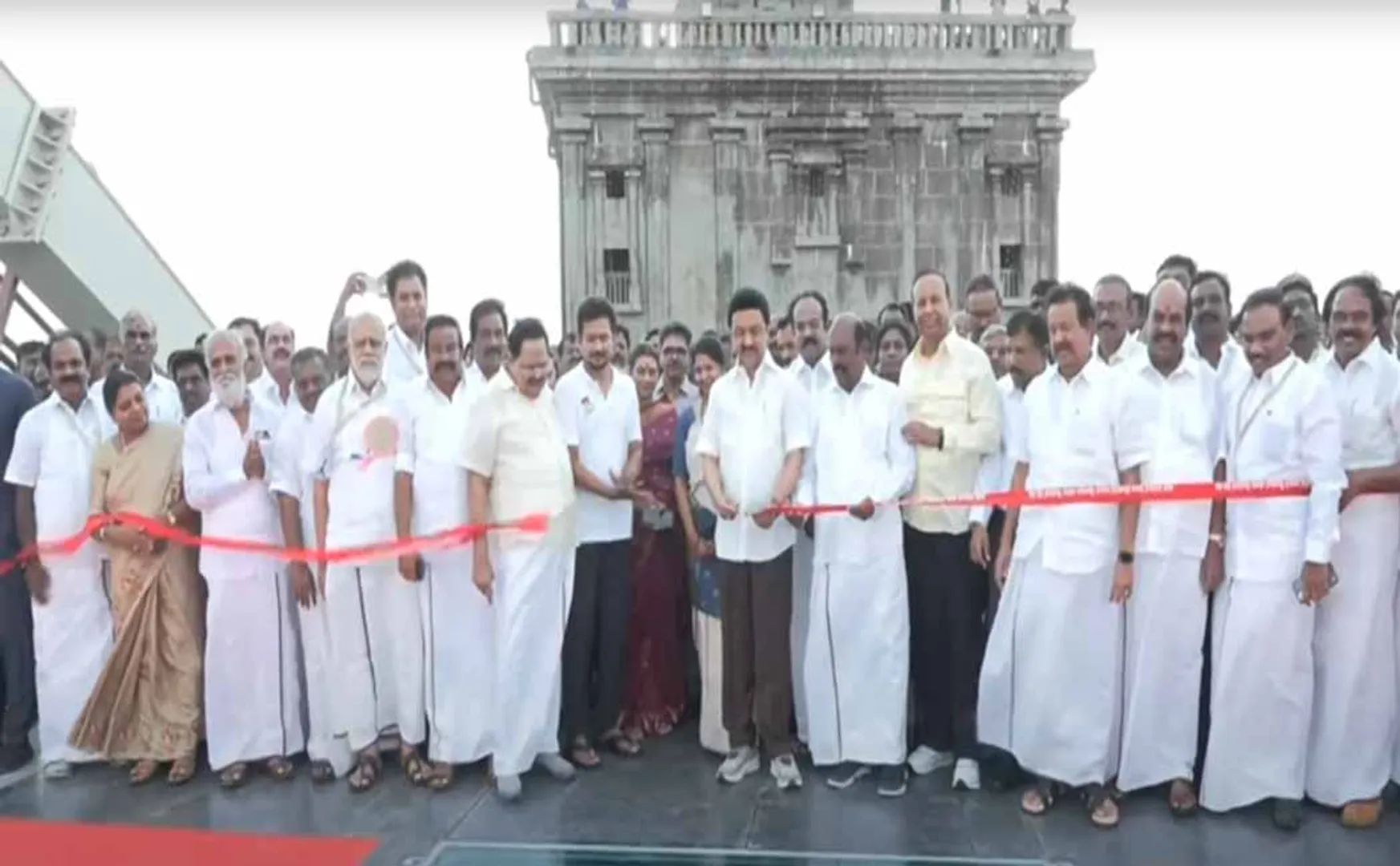 Thiruvalluvar Statue Silver Festival CM inaugurated the glass bridge