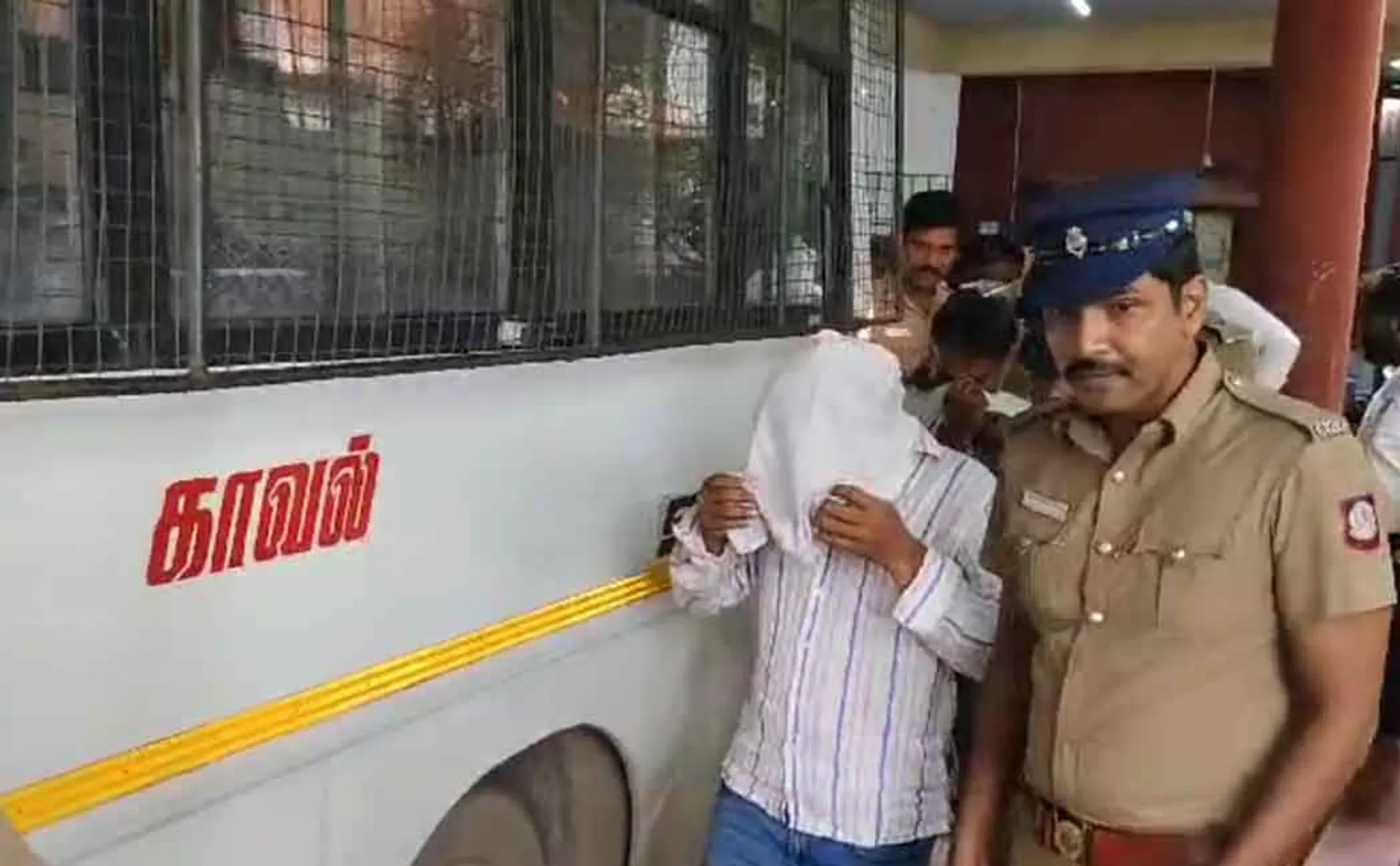 10 people, including a woman, arrested for cannabis trafficking
