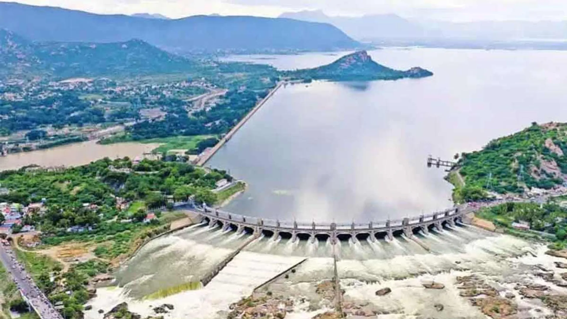 Mettur Dam scored a hat-trick on New Year's Day