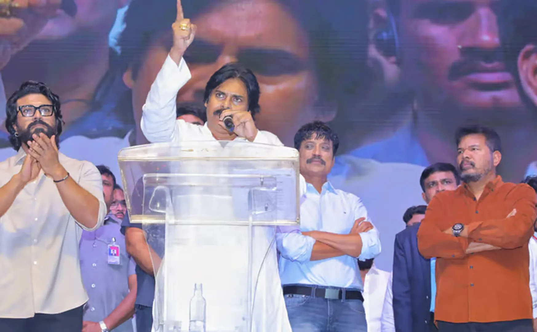 pawan kalyan about shankar in game changer pre release event