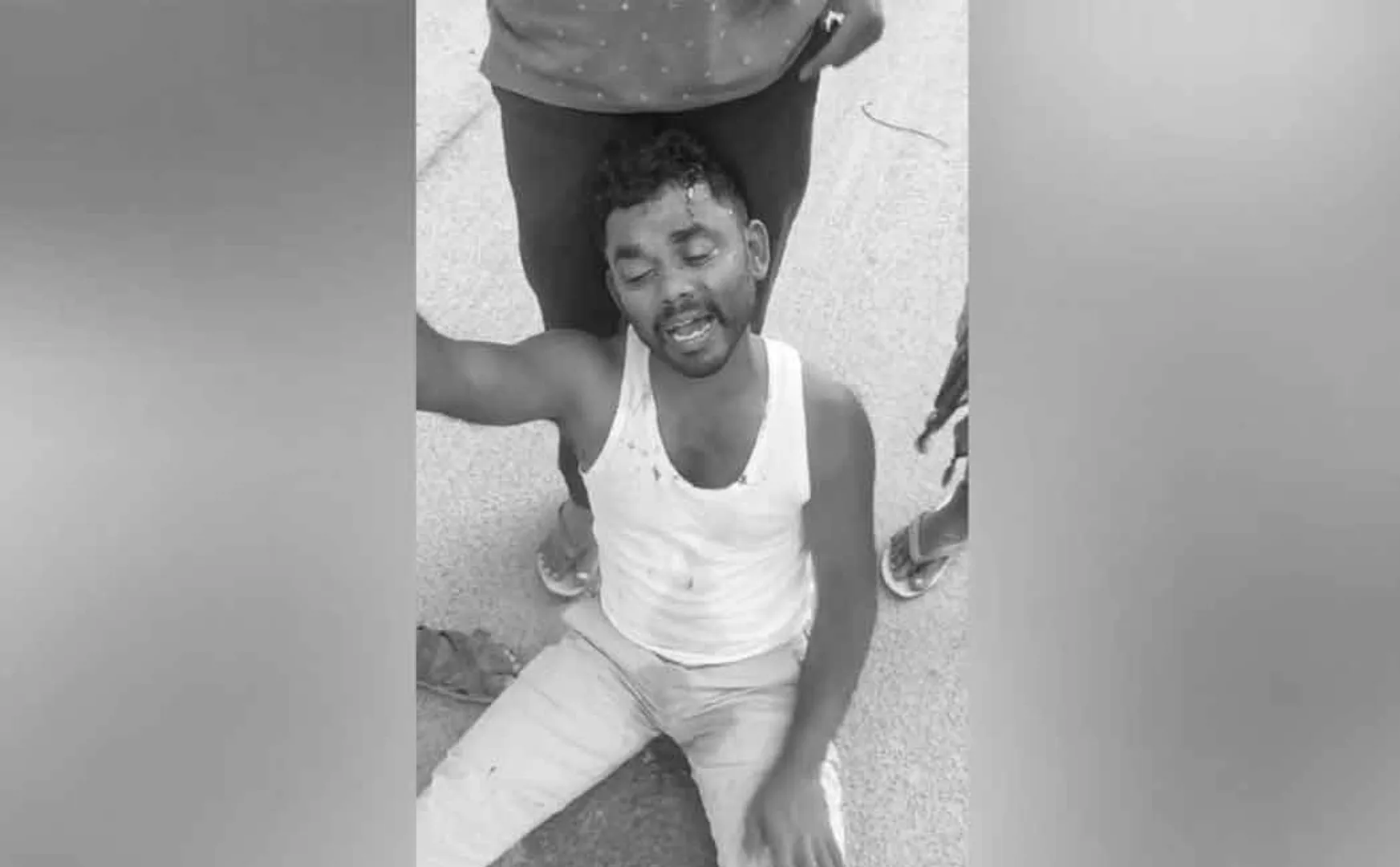 Gang beaten Pani Puri vendor