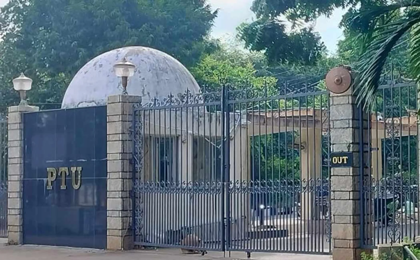 Indian Students Union Condemned for puducherry university girl incident