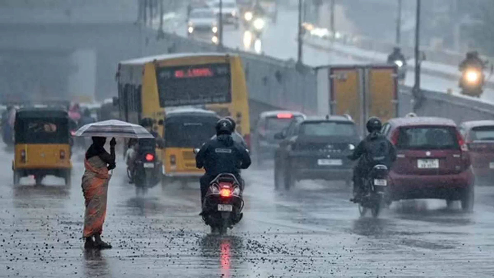  'Heavy rain in 9 districts'-alert issued