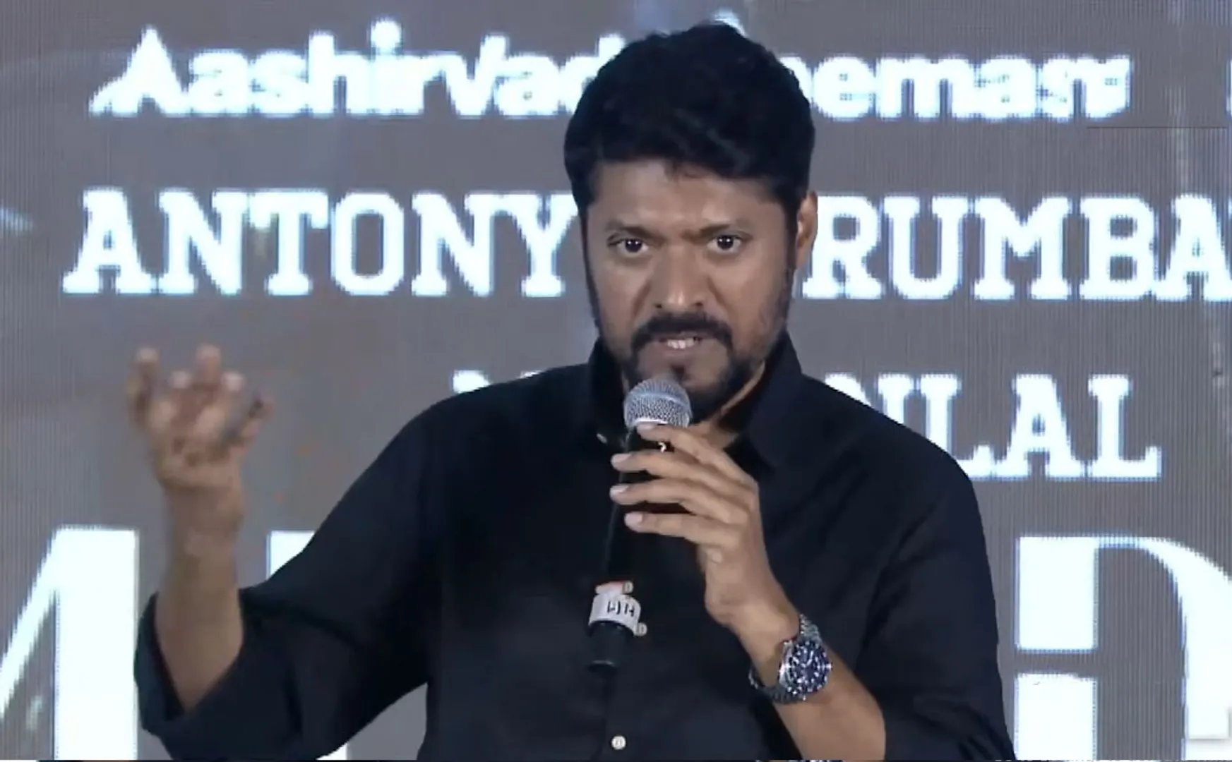 mahizh thirumeni about ajith