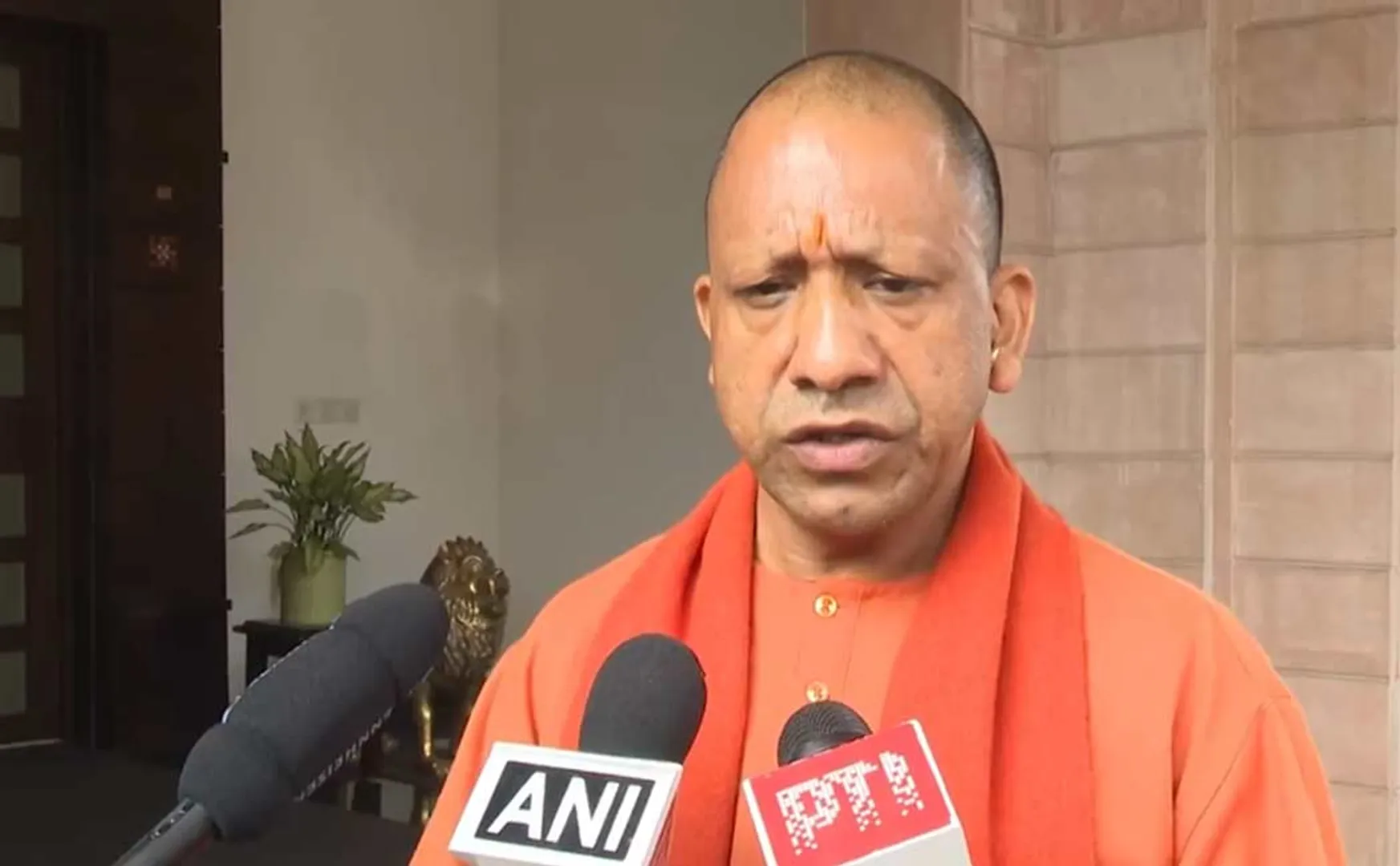 CM Yogi Adityanath explained about Congestion at Kumbh Mela