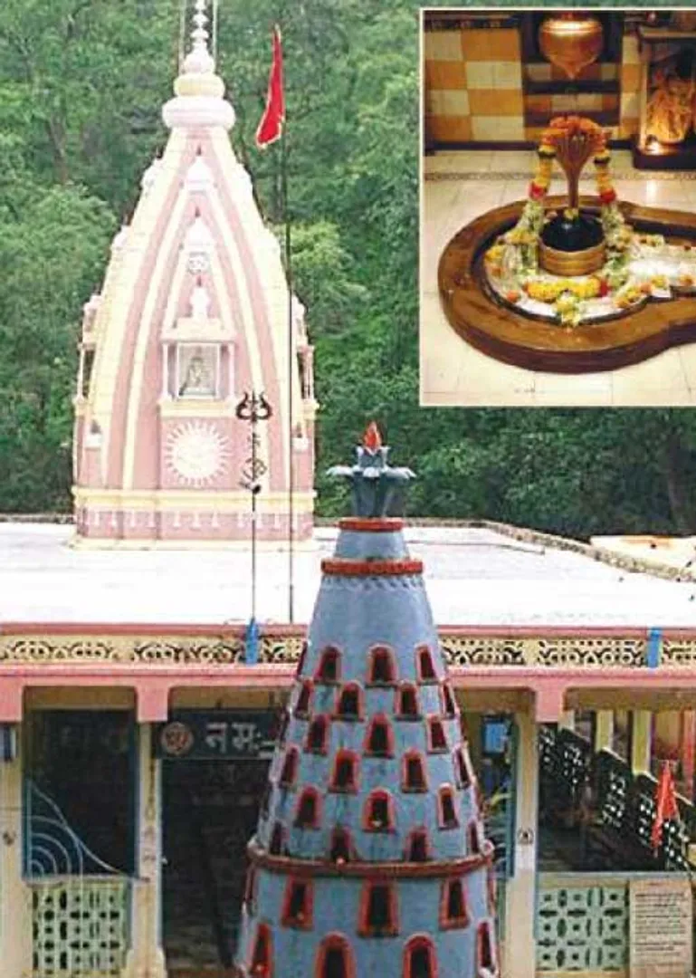 /idhalgal/om/tungeswar-temple-where-parashurama-meditated