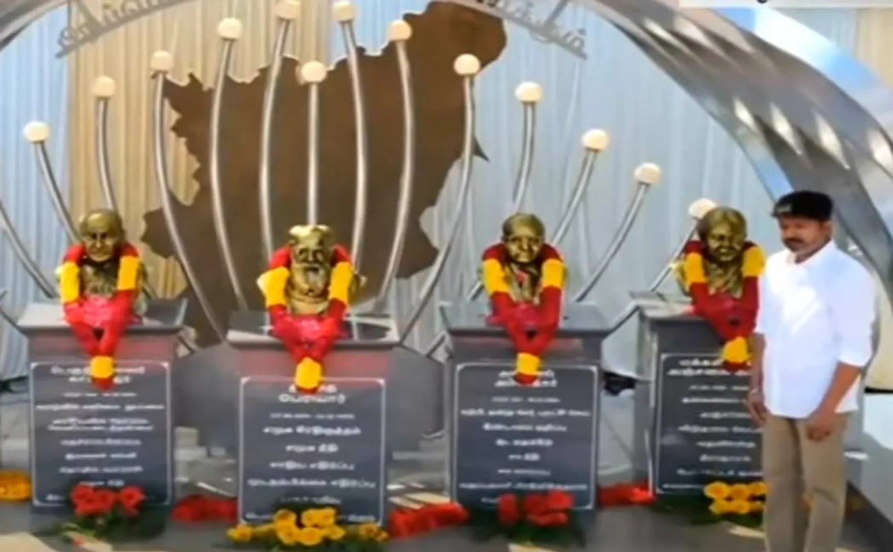  Vijay paid respect to the idols of leaders at 2nd Annual Commencement