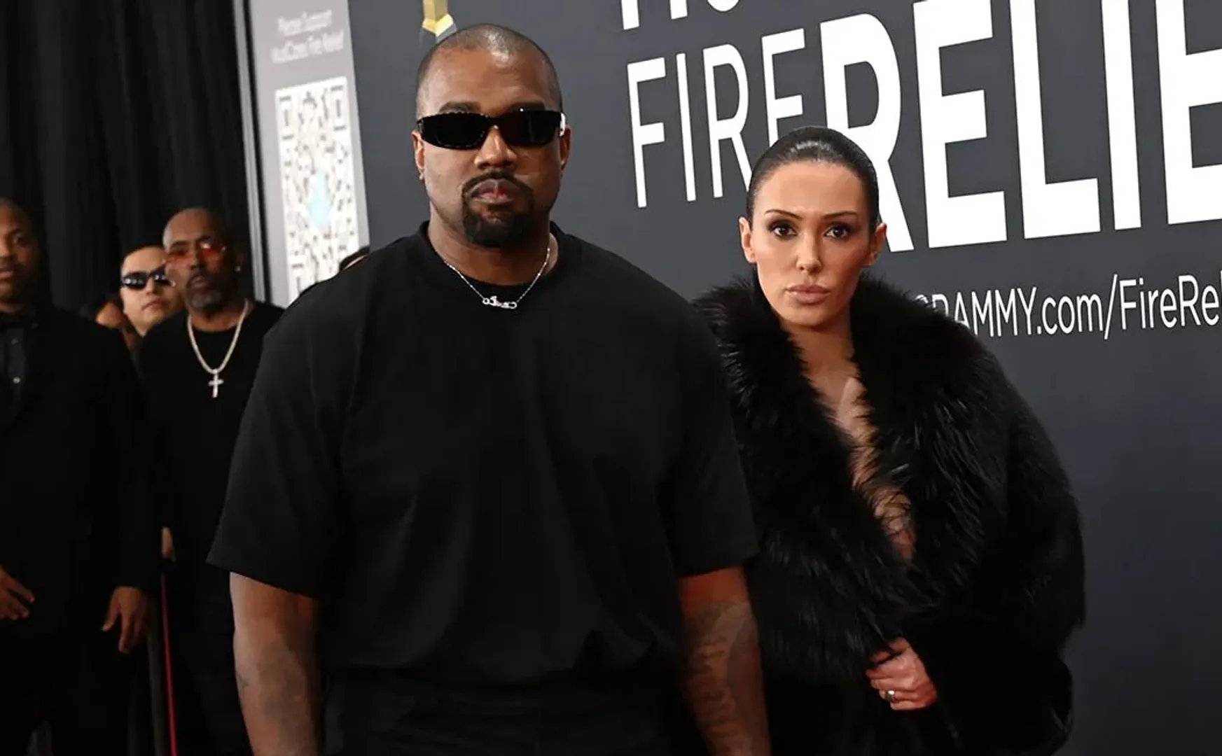 Bianca Censori dress issue in grammy 2025