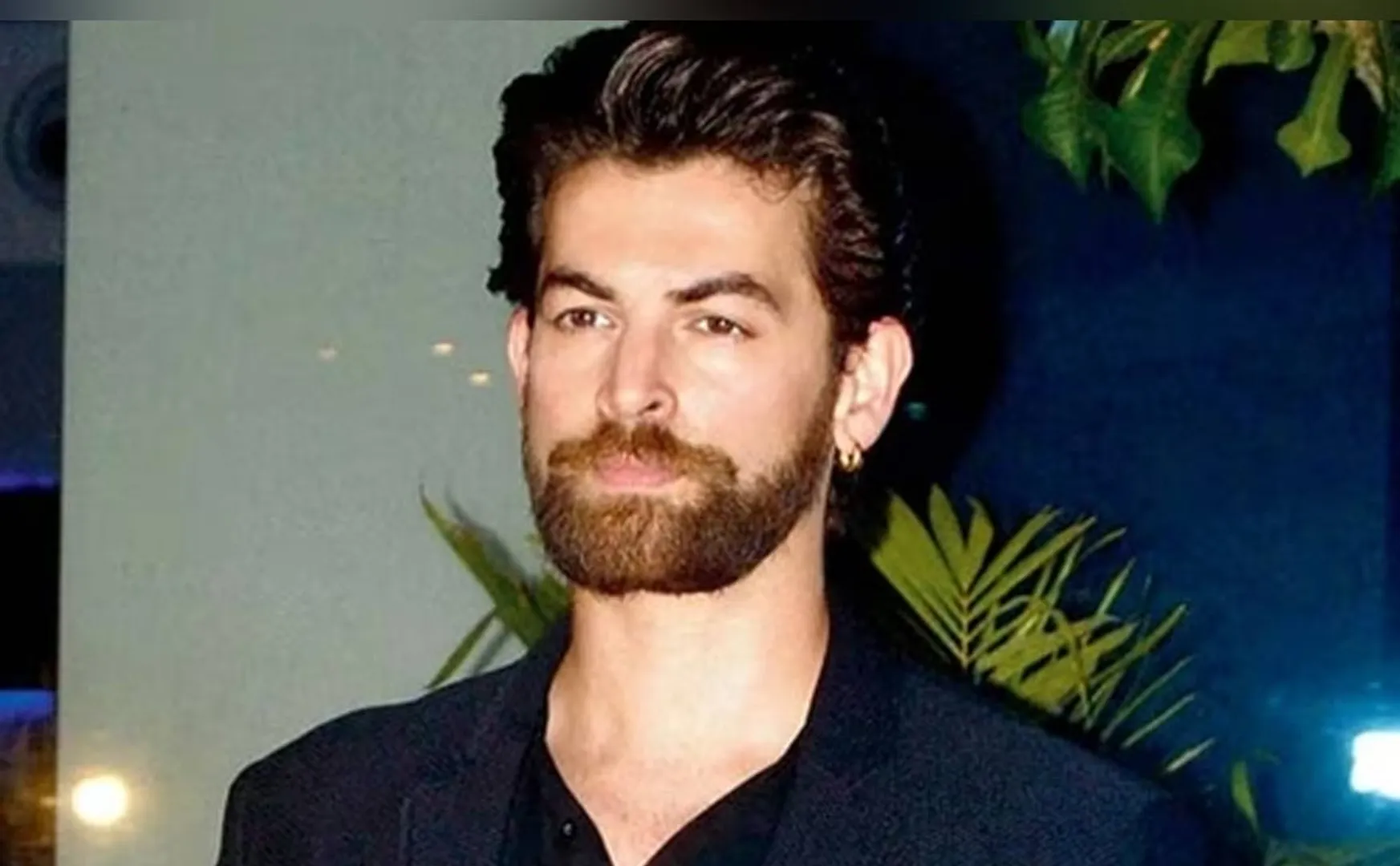 Neil Nitin Mukesh was detained at New York airport 