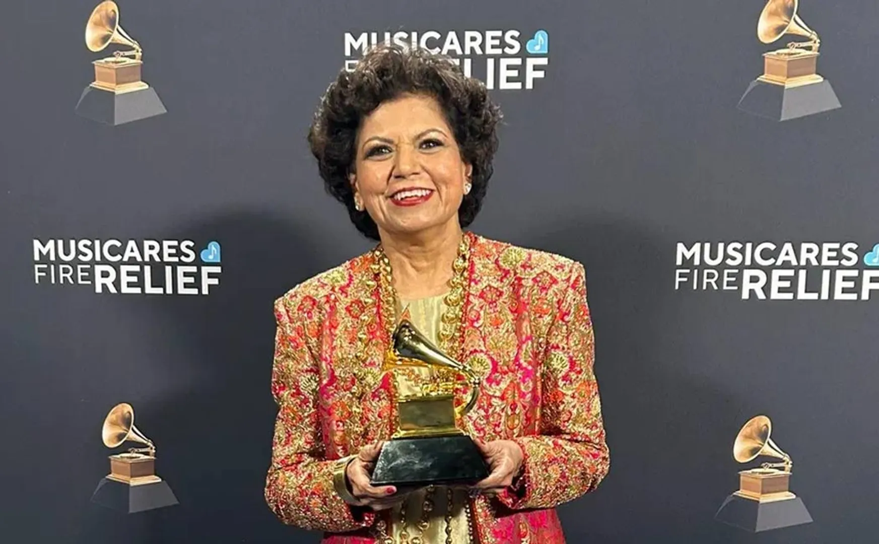 chandrika tandon won grammy award