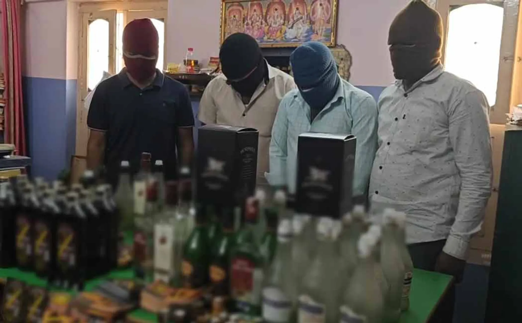 4 arrested for making and selling fake army canteen liquor bottles
